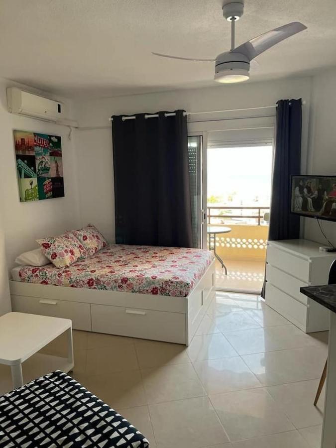 Apartment In Torremolinos Close To Beach Eksteriør billede